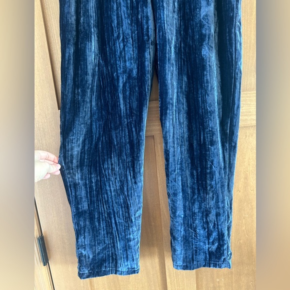 NWT Anthropologie Tina + Jo Josephine Velvet Tapered Trousers M - Picture 3 of 13
